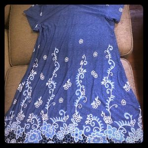 Beautiful shift dress NWOT